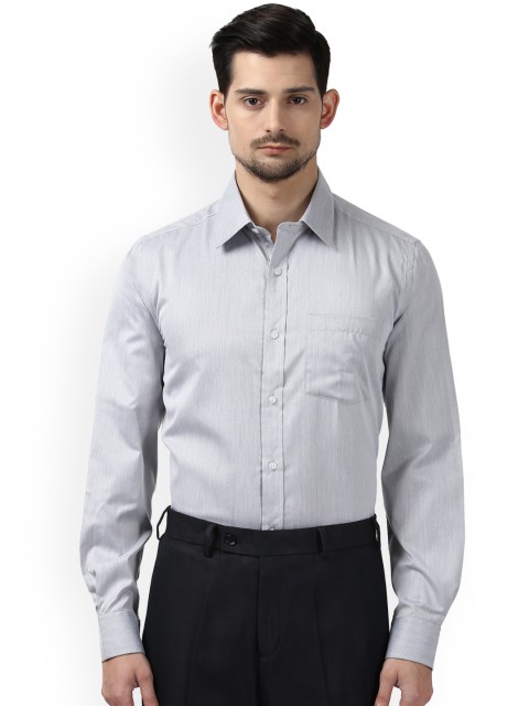 

Next Look Men Grey Regular Fit Solid Formal Shirt
