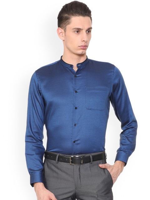 

Van Heusen Men Blue Regular Fit Solid Party Shirt