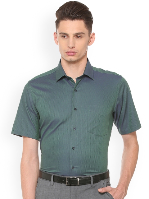 

Van Heusen Men Green Regular Fit Solid Formal Shirt