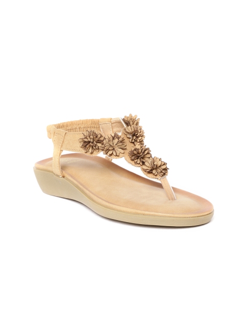 

Tresmode Women Beige Applique-Detail T-Strap Flats