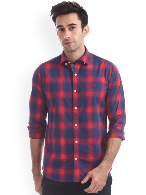 

Nautica Men Red & Blue Regular Fit Checked Casual Shirt