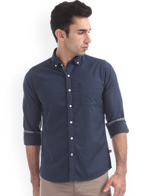 

Nautica Men Blue Regular Fit Solid Casual Shirt