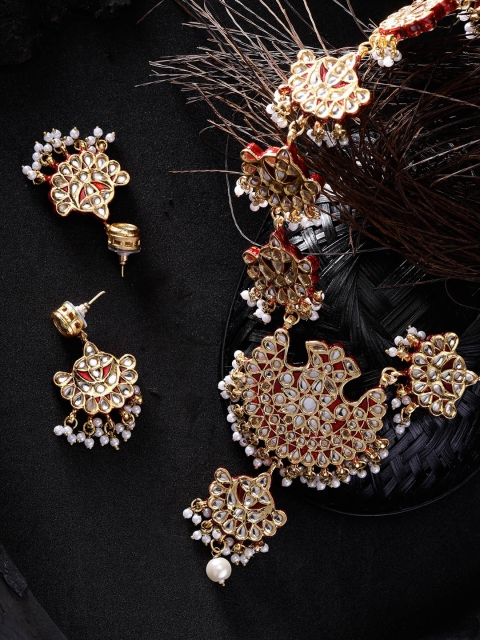 

Zobby Red & Off-White Gold-Plated Kundan Jewellery Set