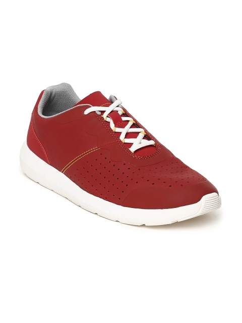 

Clarks Men Maroon Sneakers