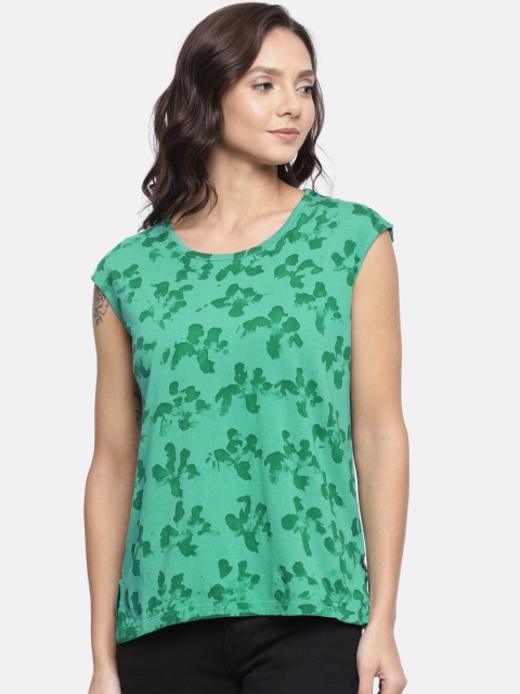 

SPYKAR Women Green Printed Round Neck Pure Cotton T-shirt