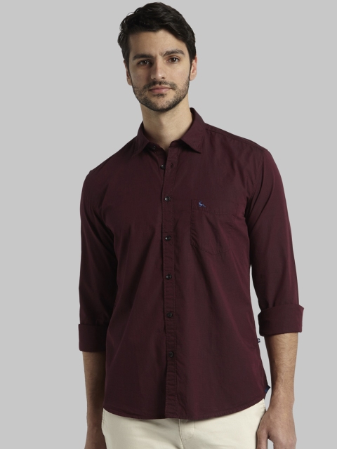 

Parx Men Maroon Slim Fit Solid Casual Shirt