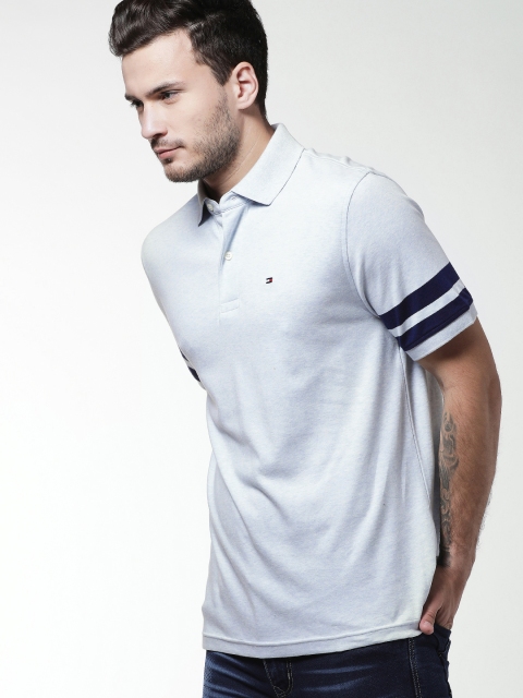 

Tommy Hilfiger Men Blue Solid Polo Collar T-shirt