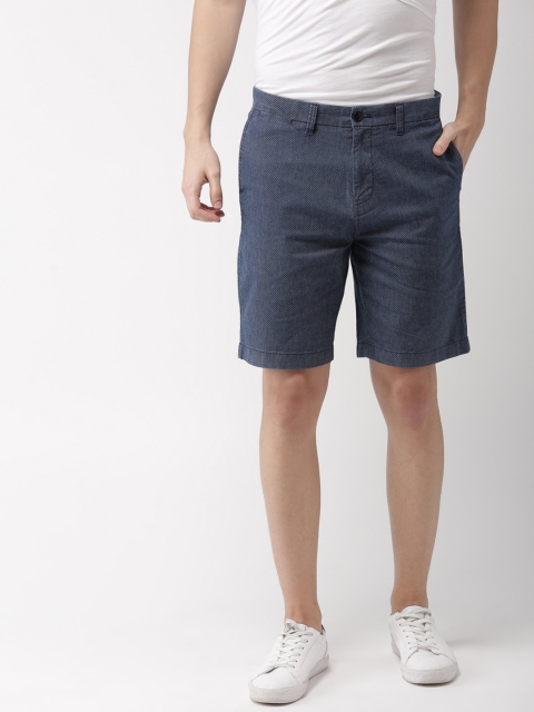 

Tommy Hilfiger Men Blue Self Design Regular Fit Regular Shorts