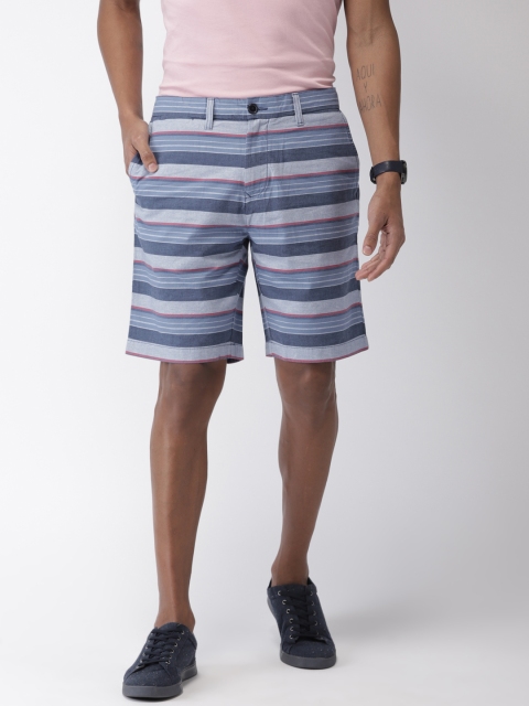 

Tommy Hilfiger Men Blue Striped Regular Fit Chino Shorts