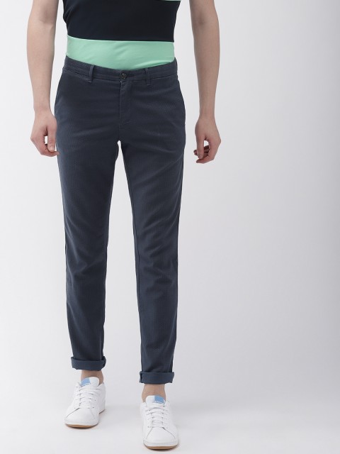 

Tommy Hilfiger Men Navy Blue Bleecker Straight Fit Self Design Chinos