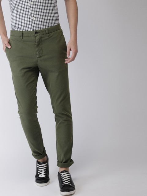 

Tommy Hilfiger Men Olive Green Slim Fit Solid Regular Trousers
