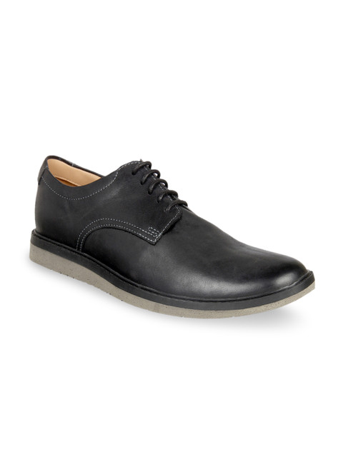 

Clarks Men Black Leather Formal Derbys