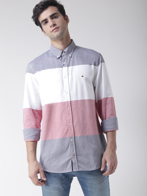 

Tommy Hilfiger Men White & Blue Regular Fit Colourblocked Casual Shirt