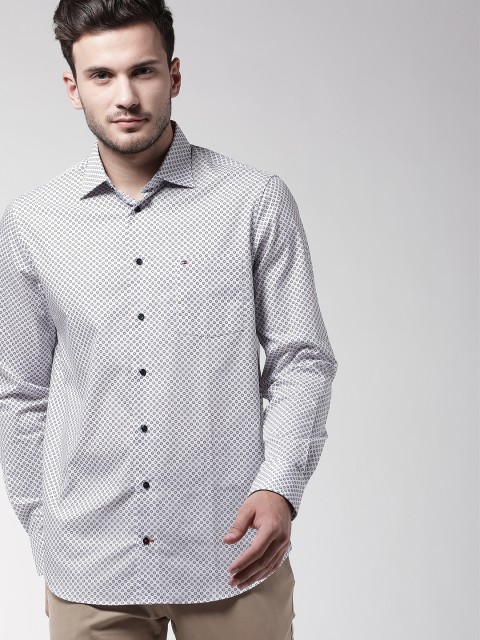 

Tommy Hilfiger Men White & Navy Printed Casual Shirt