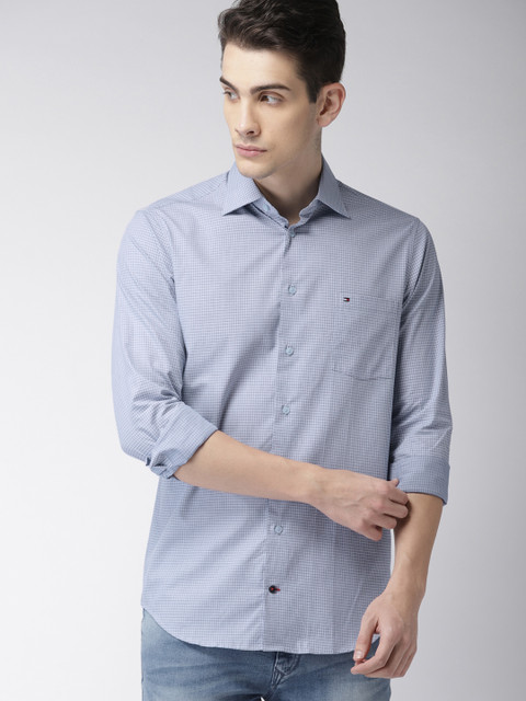 

Tommy Hilfiger Men Blue Regular Fit Checked Casual Shirt