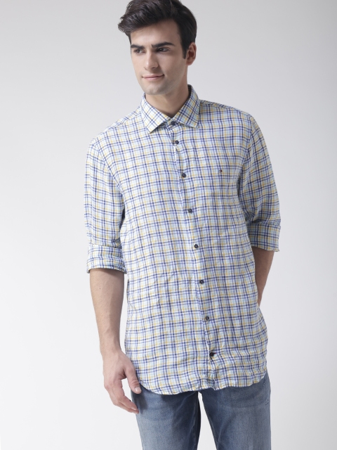 

Tommy Hilfiger Men Blue & Yellow Regular Fit Checked Casual Shirt