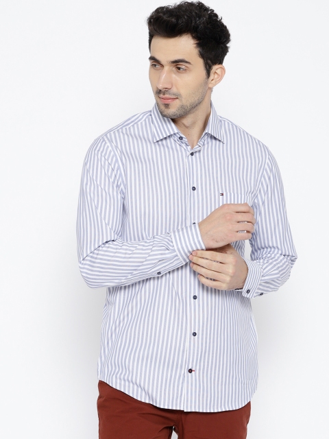

Tommy Hilfiger Men White & Blue Regular Fit Striped Casual Shirt