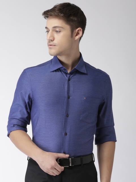 

Tommy Hilfiger Men Blue Regular Fit Self Design Formal Shirt