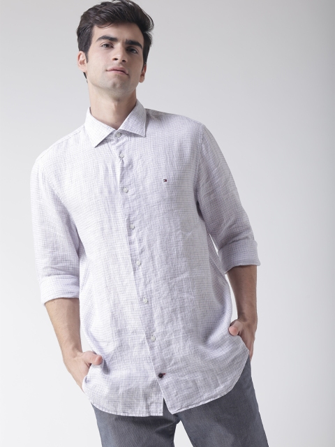 

Tommy Hilfiger Men Pink & Blue Regular Fit Checked Linen Casual Shirt