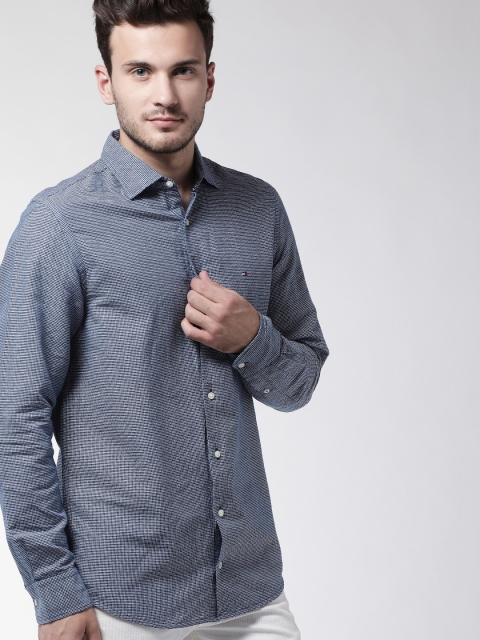 

Tommy Hilfiger Men Navy Blue & White Regular Fit Self Design Casual Shirt