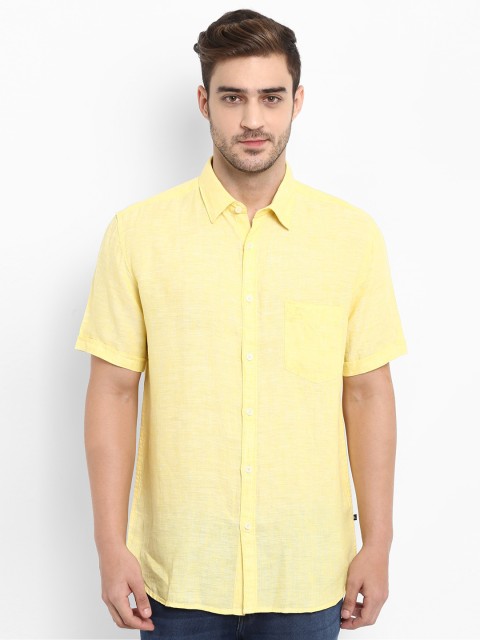 

Parx Men Yellow Slim Fit Solid Casual Shirt
