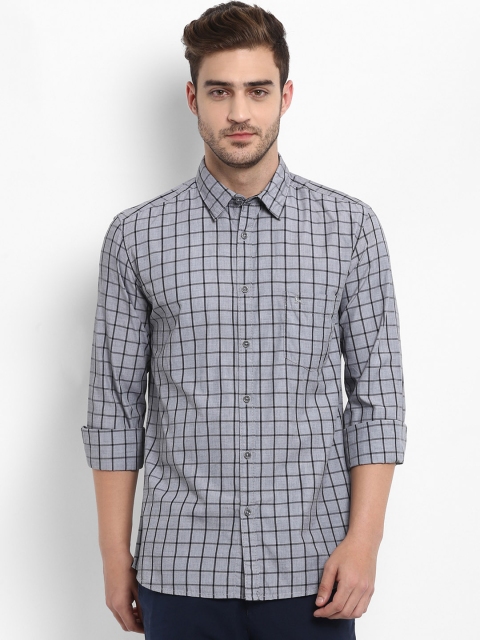 

Parx Men Grey & Black Slim Fit Checked Casual Shirt