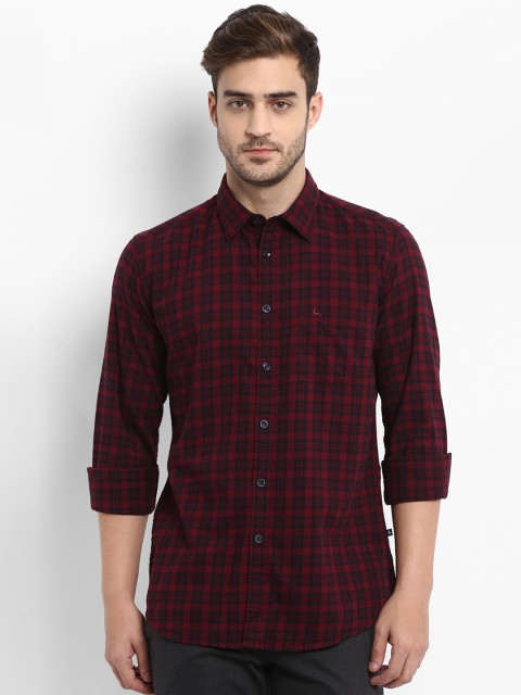 

Parx Men Red & Black Slim Fit Checked Casual Shirt