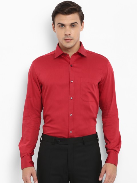 

Raymond Men Red Regular Fit Solid Formal Shirt