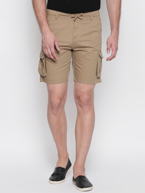 

beevee Men Beige Solid Regular Fit Cargo Shorts