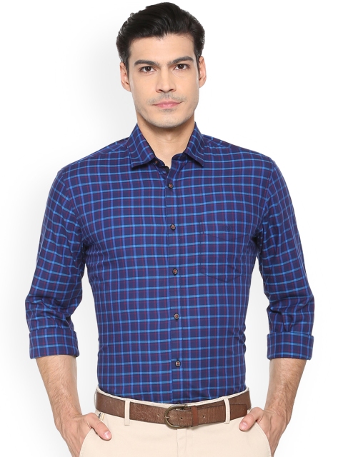 

Van Heusen Sport Men Blue & Red Slim Fit Checked Casual Shirt