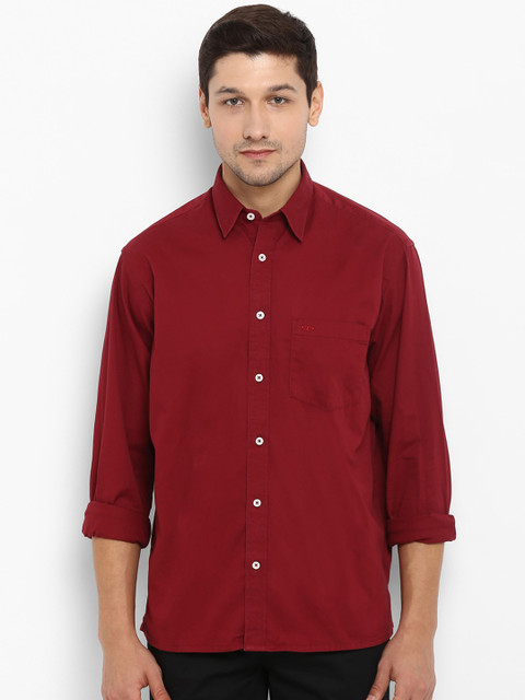 

ColorPlus Men Red Regular Fit Solid Casual Shirt