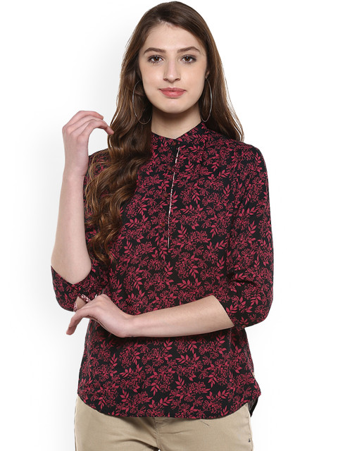 

Crimsoune Club Women Red Printed High-Low Top