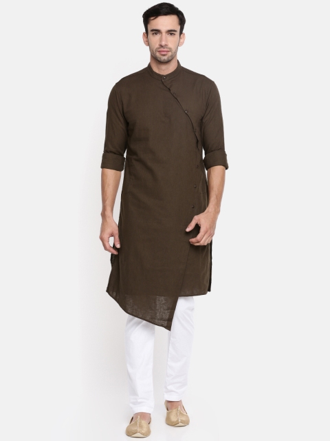 

The Indian Garage Co Men Brown & White Asymmetrical Hem Kurta with Pyjamas