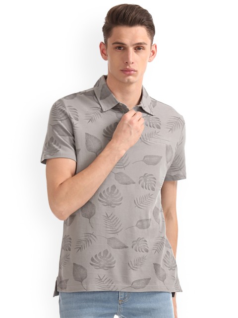 

GAP Men Grey Allover Printed Tshirt