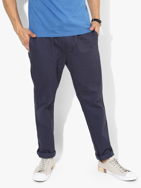 

Tommy Hilfiger Men Navy Blue Regular Fit Solid Chinos