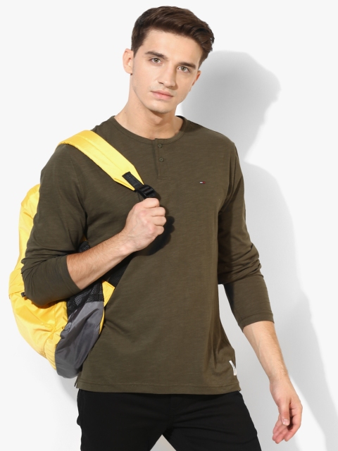 

Tommy Hilfiger Men Olive Green Solid Henley Neck T-shirt