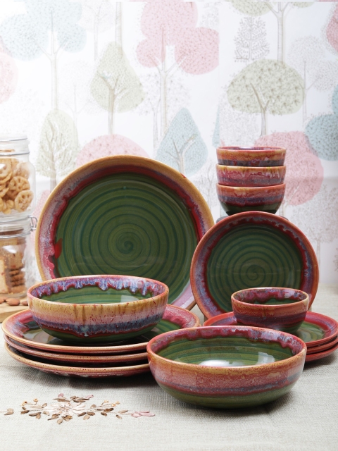 

VarEesha Set of 14 Green & Pink Printed Ceramic Dinner Plates & Bowls