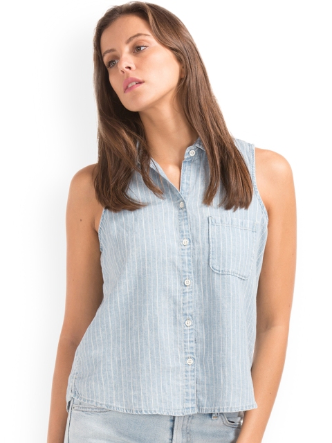 

GAP Women Blue 1969 Linen-Cotton Denim Stripe Button Top