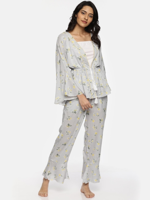 

The Kaftan Company White & Lavender Printed Lounge Set
