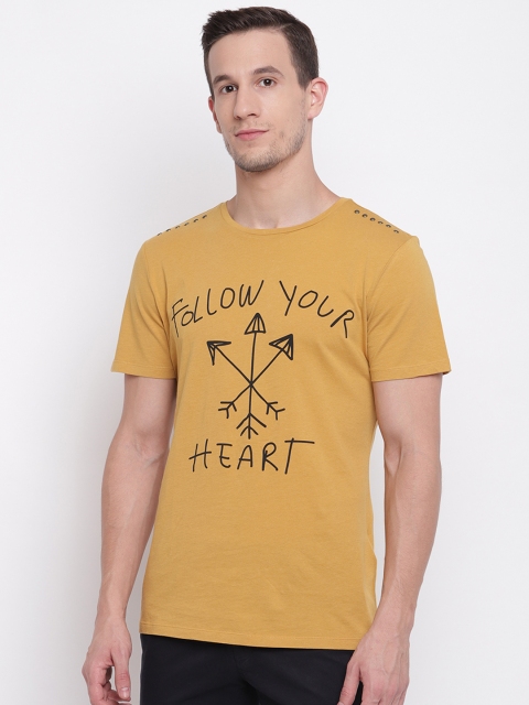 

Antony Morato Men Mustard Yellow & Black Printed Round Neck T-shirt