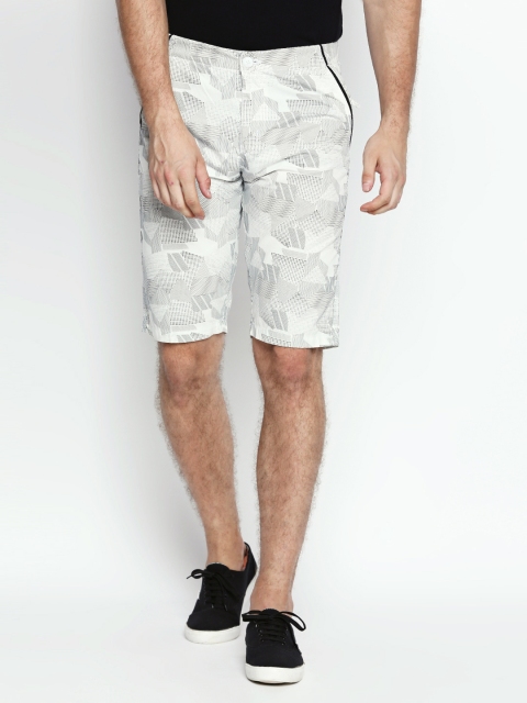 

AVOQ Men White Printed Regular Shorts
