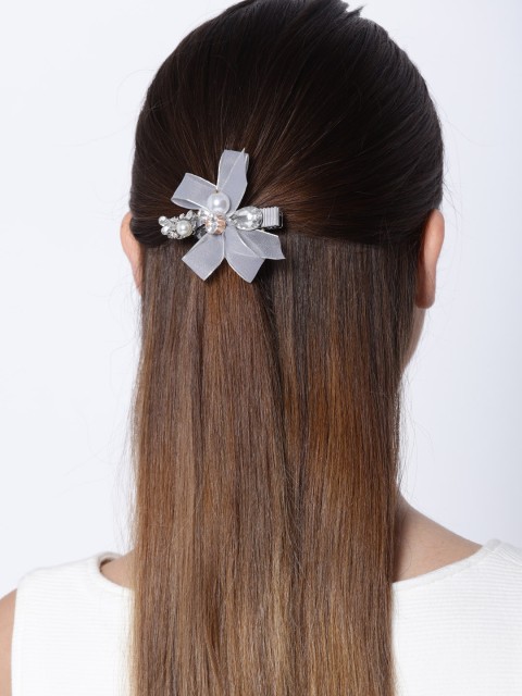 

PRITA Grey & Off-White Embellished Alligator Hair Clip with Bow Detail