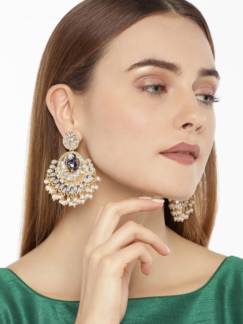 

Zaveri Pearls Gold-Plated Crescent Shaped Chandbalis