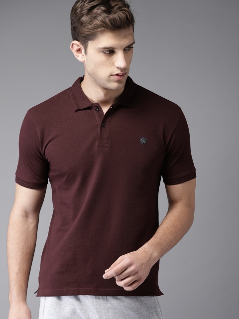 

ELABORADO Men Burgundy Solid Polo Collar T-shirt