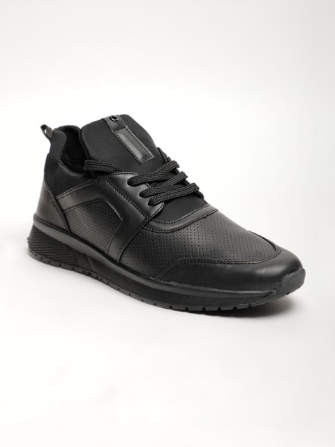 

LOCOMOTIVE Men Black Sneakers