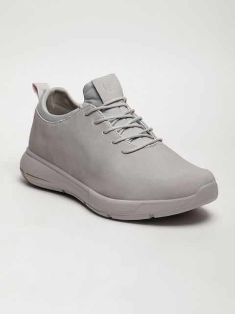 

LOCOMOTIVE Men Grey Sneakers