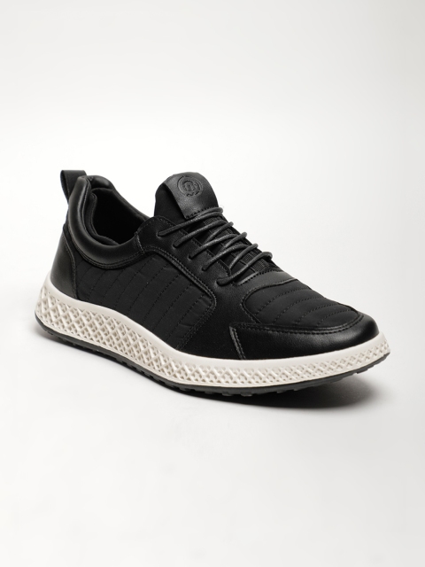

LOCOMOTIVE Men Black Sneakers