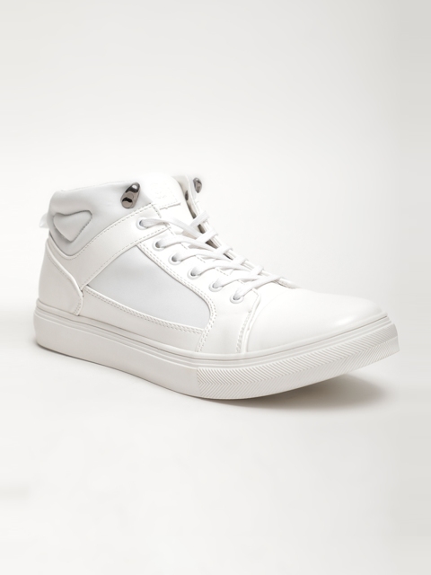 

LOCOMOTIVE Men Cream-Coloured Sneakers