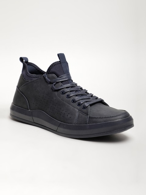

LOCOMOTIVE Men Navy Blue Sneakers