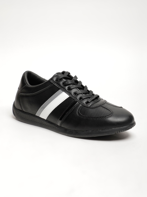 

LOCOMOTIVE Men Black & White Sneakers